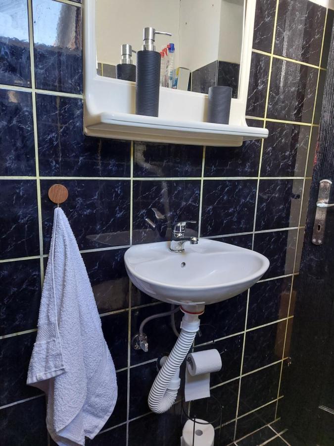 Kuca Na Dan Apartment Šid Екстериор снимка